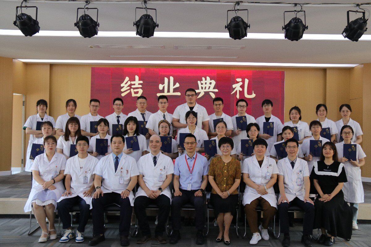 2022年結(jié)業(yè)典禮照片.jpg
